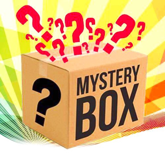 Makeup mystery box - Picture 1 of 1